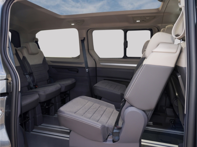 VW T7 Multivan Edition 2.0 TDI DSG Lang Pano Matrix LED Kamera