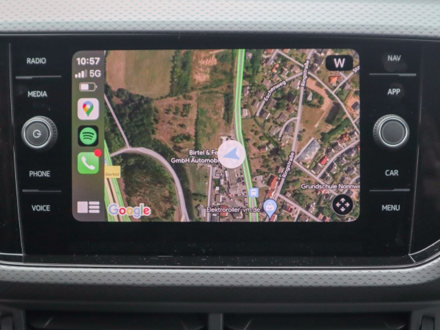 VW T-Cross ACTIVE 1.0 TSI 5 JAHRE GARANTIE digitales Cockpit . Apple CarPlay