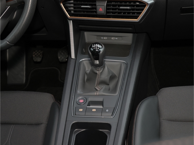 Cupra Formentor 1.5 TSI 6-Gang LED ACC FullLink Keyless