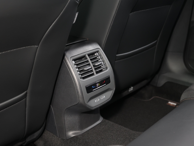 Cupra Formentor 1.5 eTSI DSG Kamera Voll LED