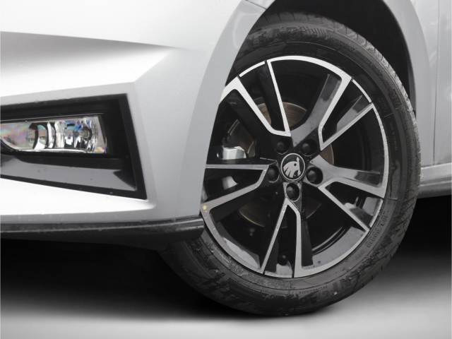 Skoda Fabia Monte Carlo 1.0 TSI 5-Gang Kamera LED Garantie 5 J.100 tkm