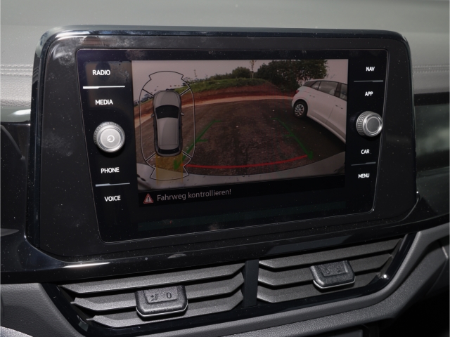 VW T-Roc R-Line Black Style1.5 TSI DSG AHK LED Kamera