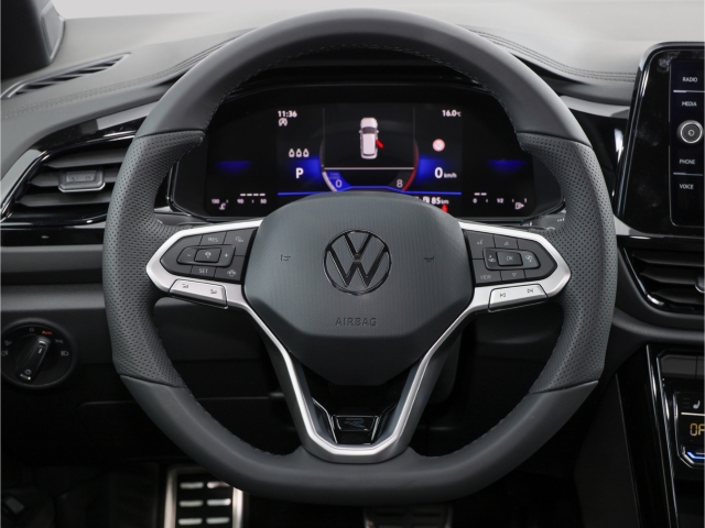 VW T-Roc R-Line Black Style1.5 TSI DSG AHK LED Kamera