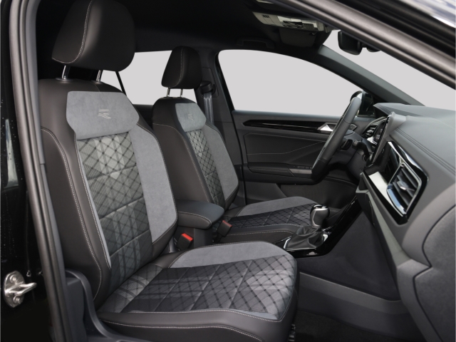 VW T-Roc R-Line Black Style 1.5 TSI DSG Kamera AHK LED