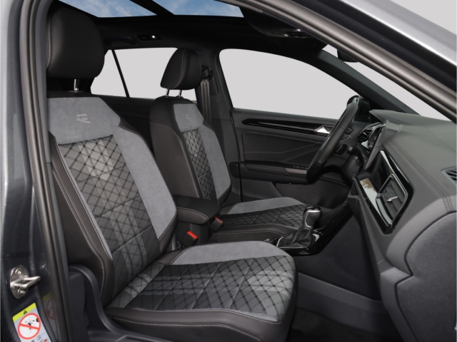 VW T-Roc R-Line 2.0 TSI 4Motion DSG AHK Pano Kamera