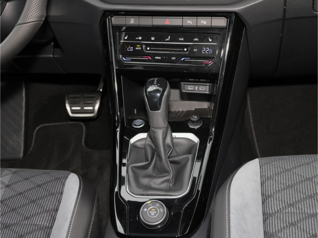 VW T-Roc R-Line 2.0 TSI 4Motion DSG AHK Pano Kamera