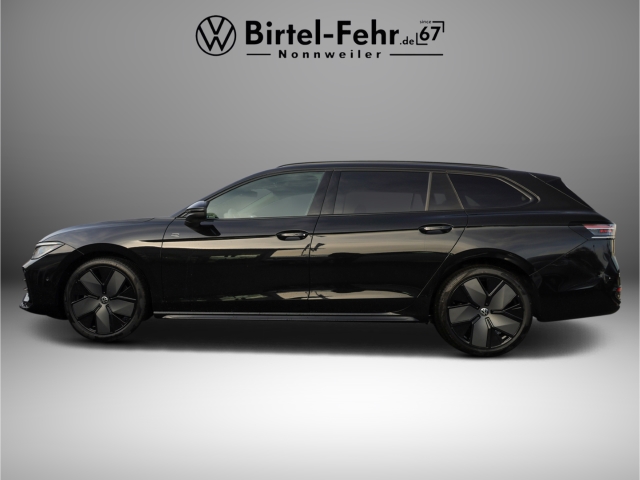 VW Passat Variant Black-Style R-Line 2.0 TDI DSG 4Motion