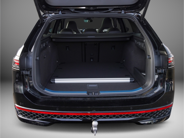 VW Passat Variant Black-Style R-Line 2.0 TDI DSG 4Motion