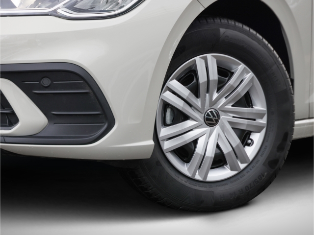 VW Polo VI Smart 1.0 MPI 5-Gang LED App Connect