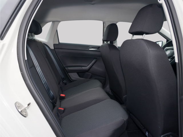 VW Polo VI Smart 1.0 MPI 5-Gang LED App Connect
