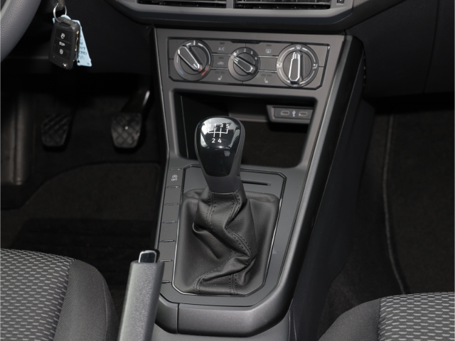 VW Polo VI Smart 1.0 MPI 5-Gang LED App Connect