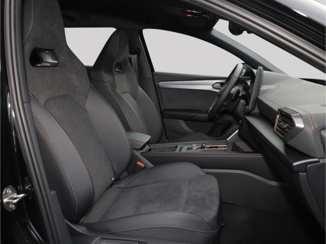 Cupra Leon ST 2.0 TSI DSG 4x4 VZ Voll LED Kamera