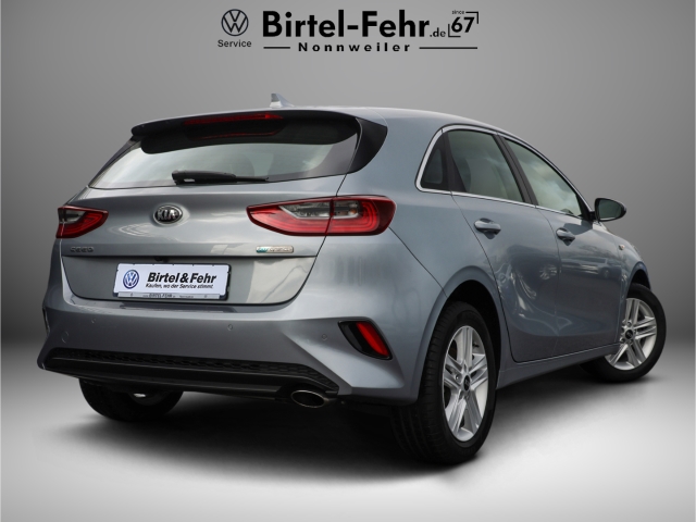 Kia Cee'd Vision 1.6 CRDi Mild Hybrid 6-Gang Navi Kamera
