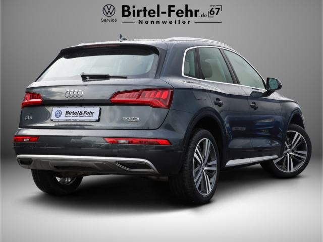 Audi Q5 50 3.0 TDI quattro sport Automatik AHK LED Kamera