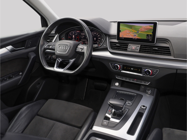 Audi Q5 50 3.0 TDI quattro sport Automatik AHK LED Kamera