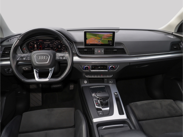 Audi Q5 50 3.0 TDI quattro sport Automatik AHK LED Kamera