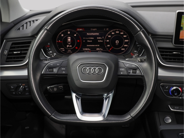 Audi Q5 50 3.0 TDI quattro sport Automatik AHK LED Kamera